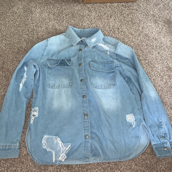 Forever 21 Tops - Distressed Denim top